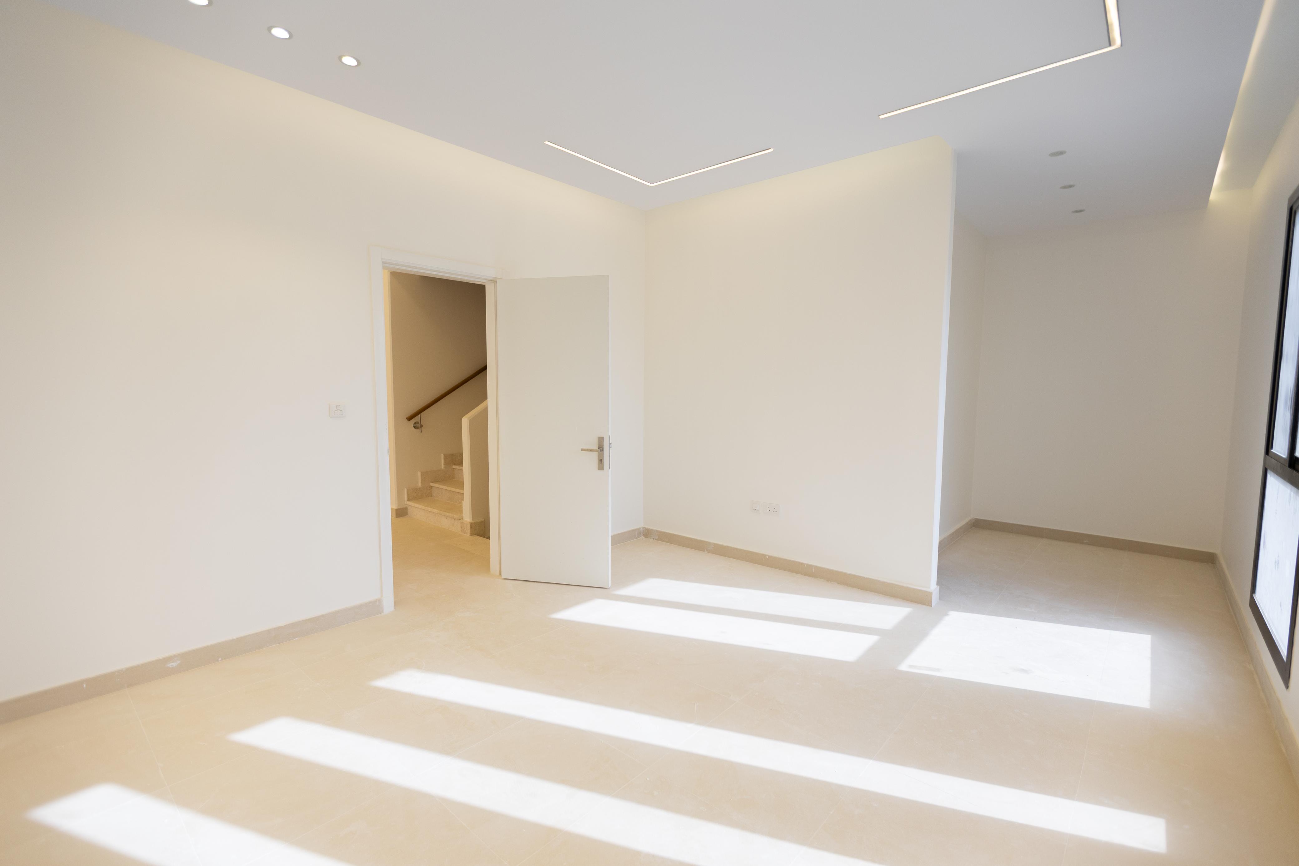 Modern Luxury Villa for Rent in Sedra Roshn 🏡✨ Contemporary Design | Premium Finishes | Prime Location 🔑🌿